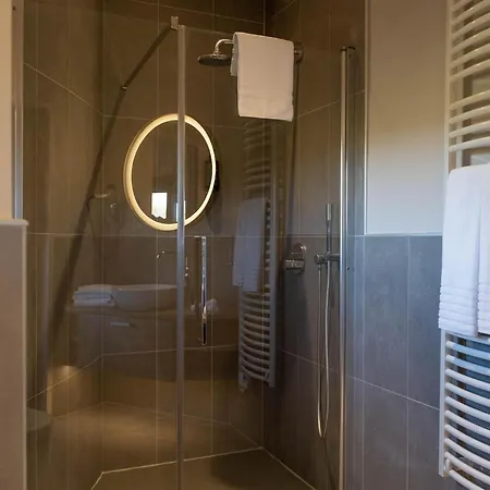 Feriehus Escape With Pool & Charm *